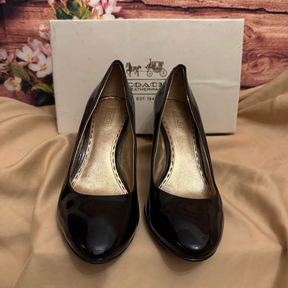 Coach Sheri Patent Leather Pumps – Black – Size 8.5M - Picture 3 of 7